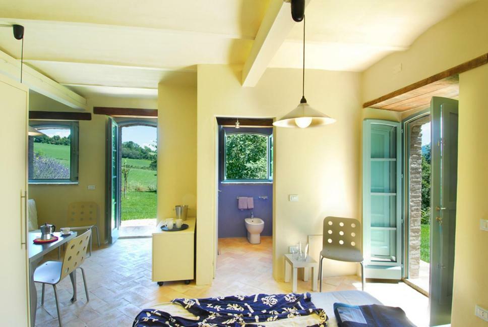 Agriturismo Molleone Кали Екстериор снимка